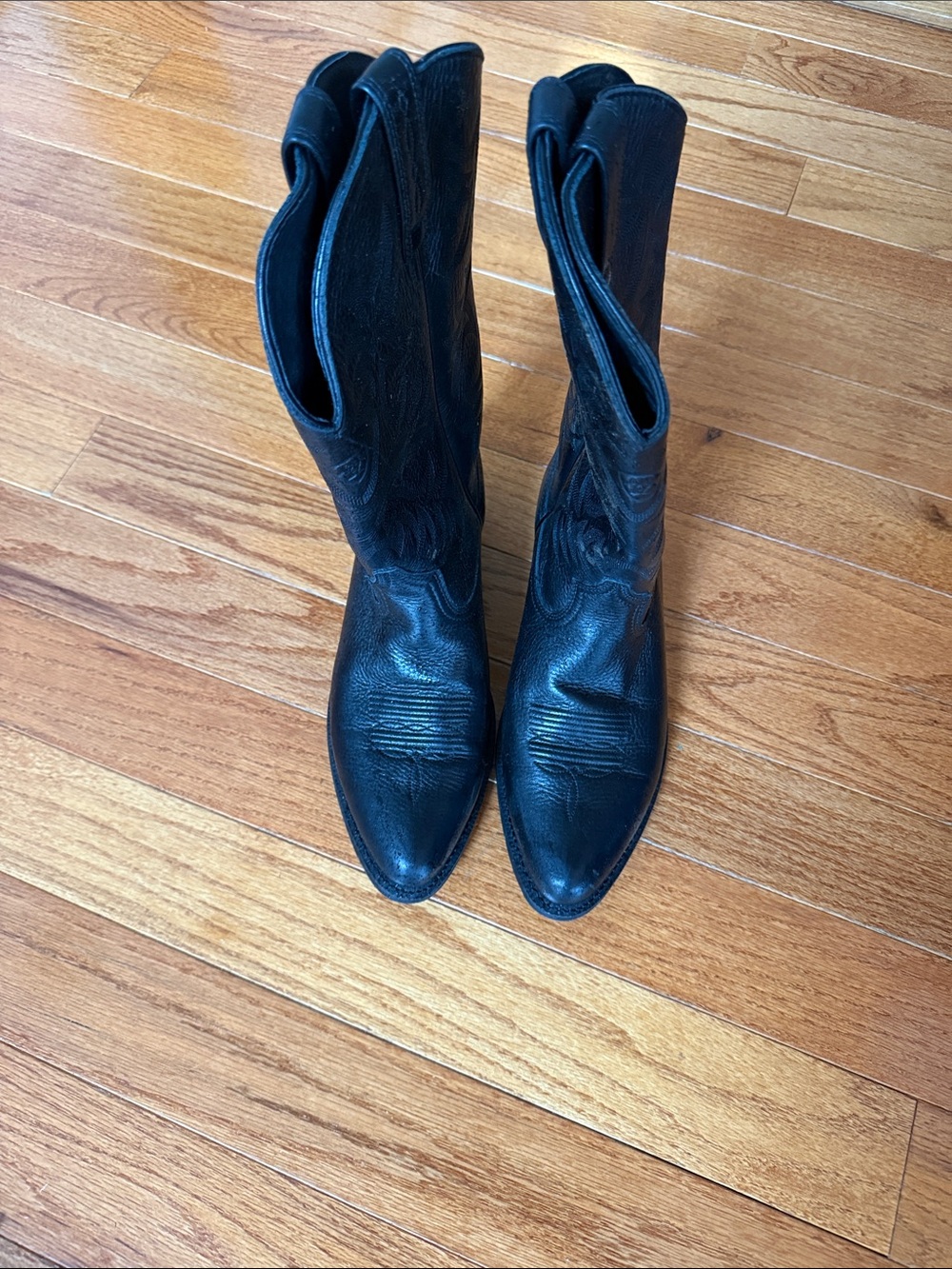 The Ariat Heritage Western Cowboy Boots